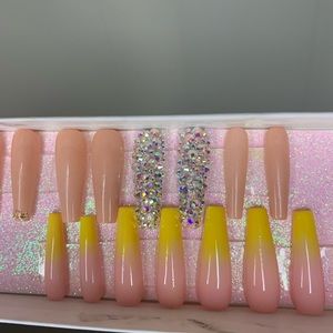 Press On Nail Bundles